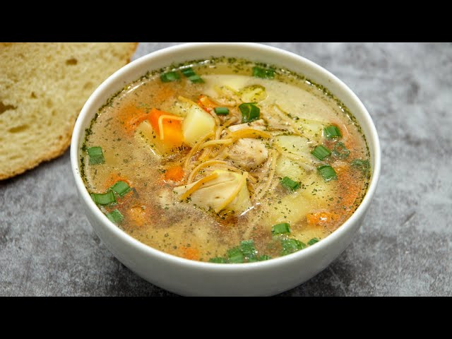 Куриный суп с жареной вермишелью