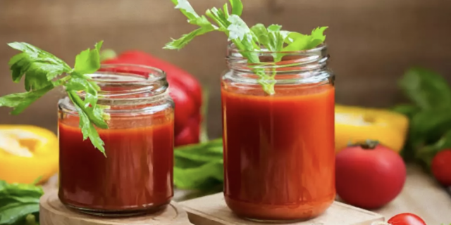 Секреты консервации: рецепты домашнего томатного сока на зиму
