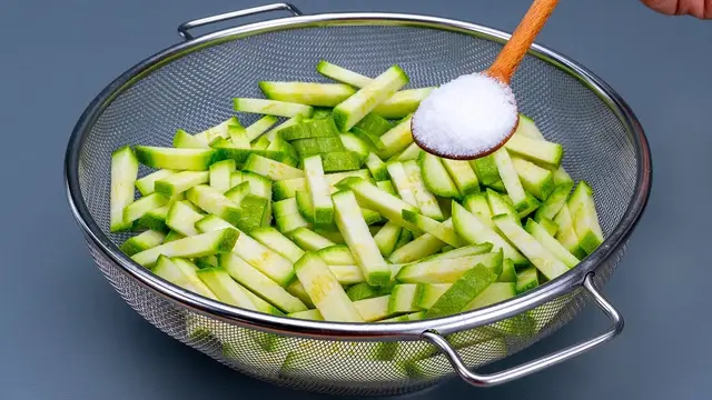 Маринованный кабачок для салатов