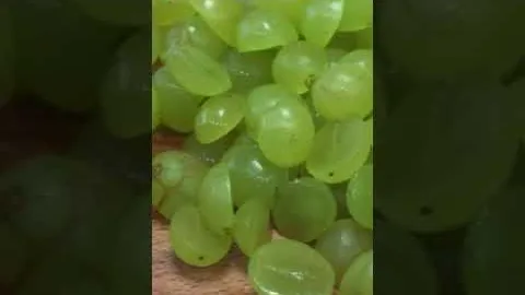 Салат из винограда