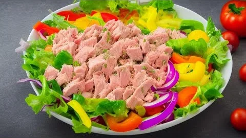 Лучший салат с тунцом без майонеза