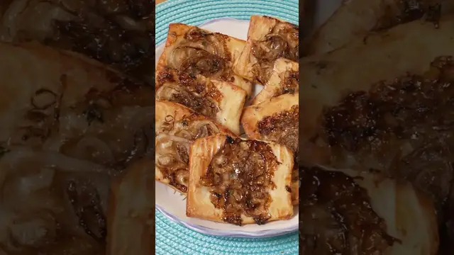 Луковые ватрушки
