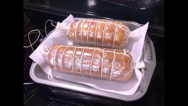 Куриная колбаса в духовке