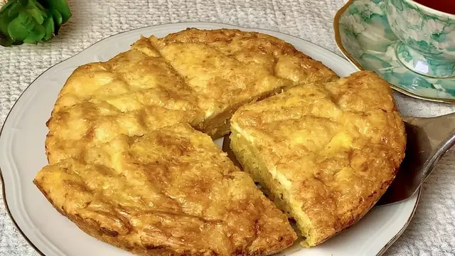 Пирог с луком и морковью