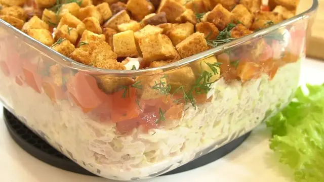 Салат с капустой и помидорами