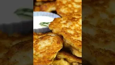 Очень нежные и сочные рыбные оладушки