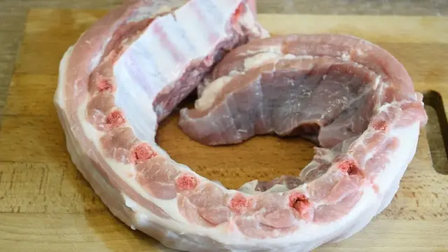 Свиные рёбрышки в духовке по-канадски