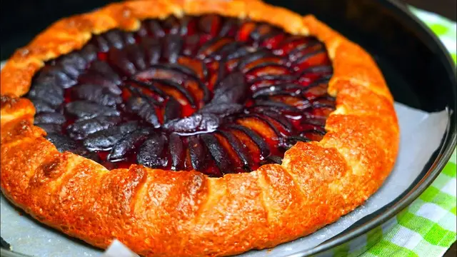 Творожный пирог с фруктами
