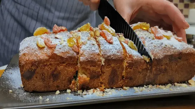 Вкусный кекс с начинкой из мармелада