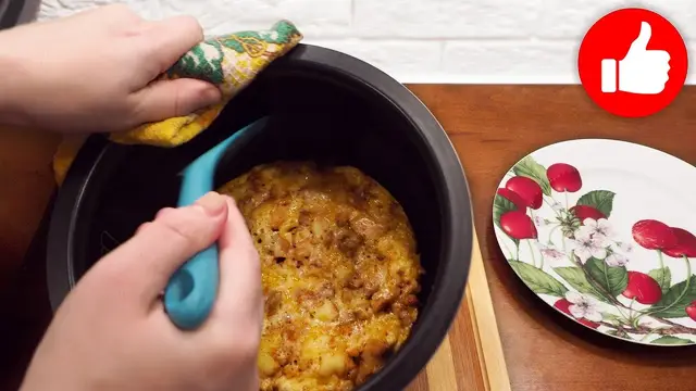 Пирог с курицей в мультиварке 