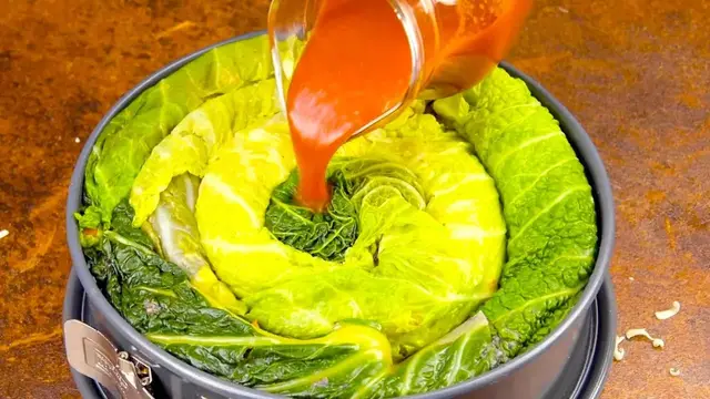 Мясной пирог из капусты