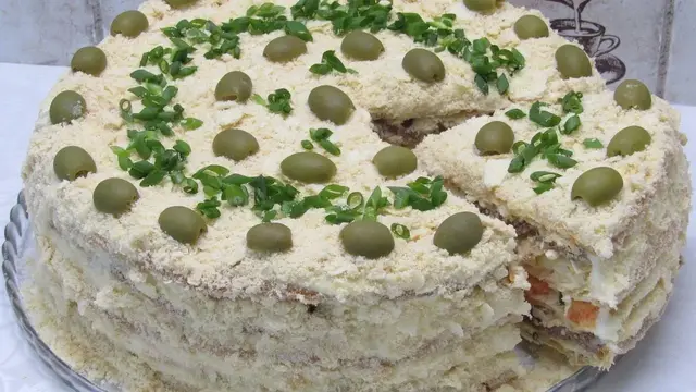 Закусочный торт Наполеон