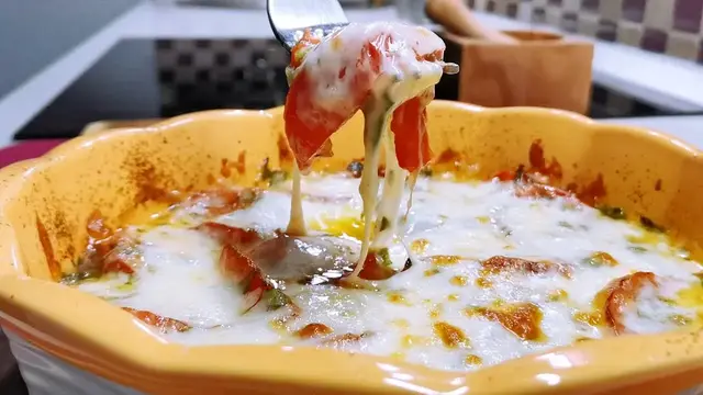 Закуска из помидоров с сыром