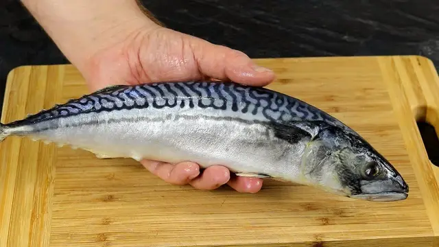 Лучшая маринованная скумбрия на Новый год