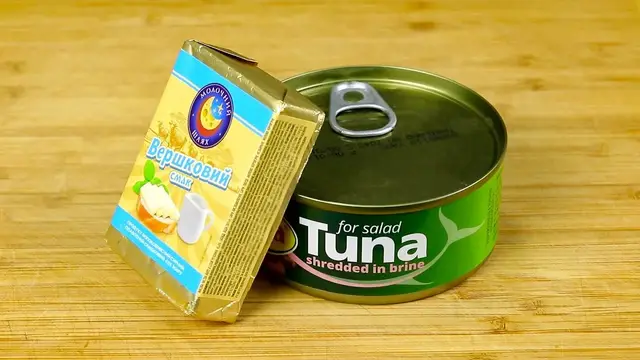 Простая закуска из тунца и плавленного сыра
