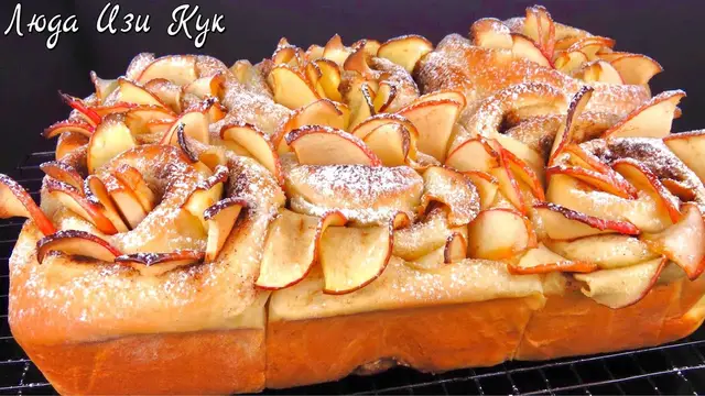 Воздушный яблочный пирог с корицей к чаю