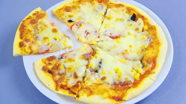 Самое удачное тесто из которого я всегда готовлю вкусную пиццу!