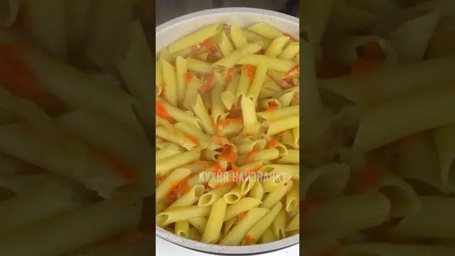 Макароны в сковороде