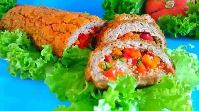 Мясной рулет из фарша на праздничный стол 