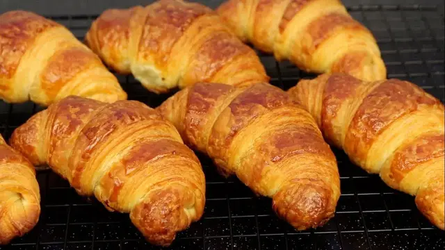 Французские круассаны
