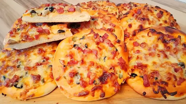 Вкуснейшая мини - пицца по домашнему