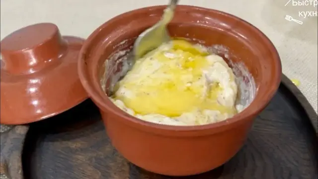 Манная каша в горшочках