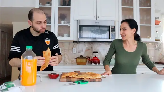 Хрустящие чебуреки с мясом