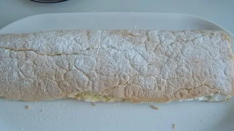 Бисквитный рулет