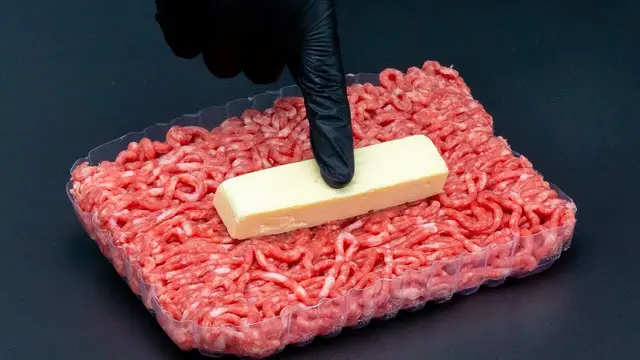 Запеканка из фарша и сыра