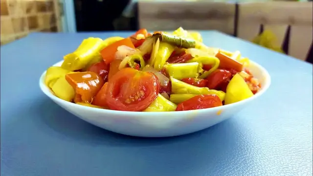 Простая закуска из острого перца