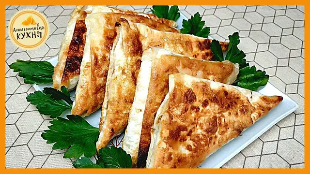 Ленивые пирожки из тонкого лаваша с курицей