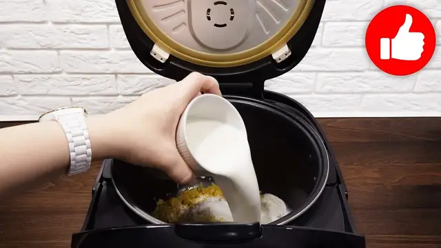 Молочная каша из булгура в мультиварке на завтрак