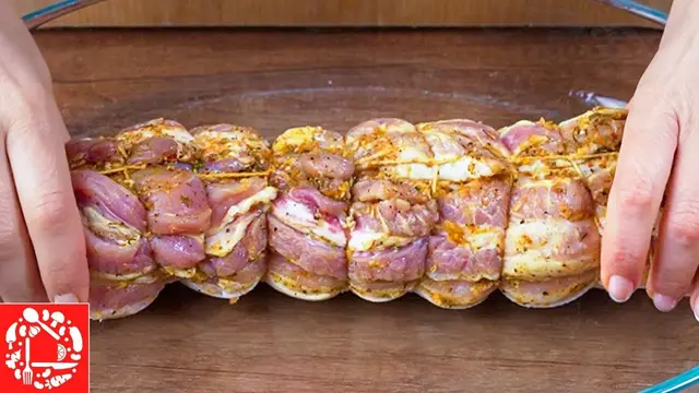 Вкуснейшая свиная грудинка в духовке
