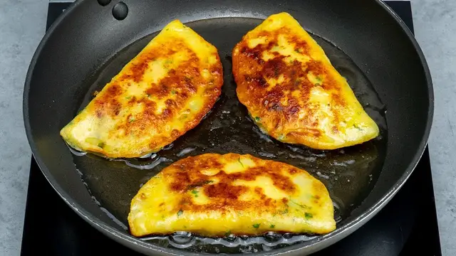 Картофельный кальцоне