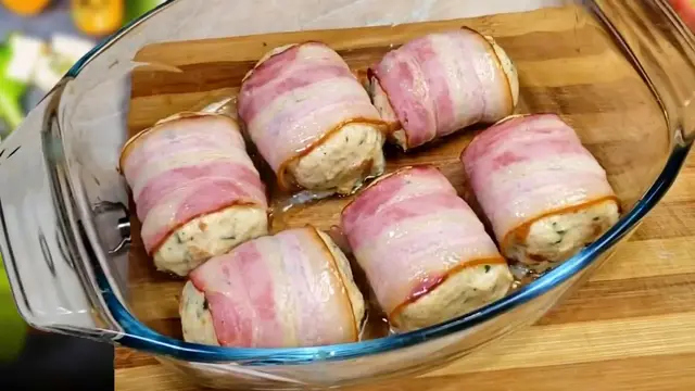 Вкусный ужин из фарша и бекона