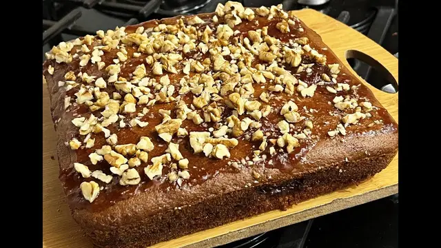 Простой и вкусный пирог на молоке из простых продуктов