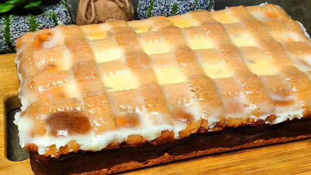 Вкусный творожный пирог