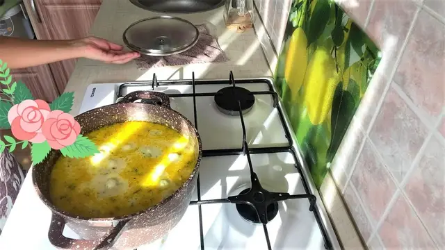 Быстрый и очень вкусный сырный суп