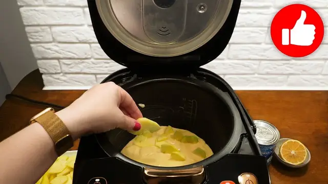 Яблочный пирог в мультиварке 