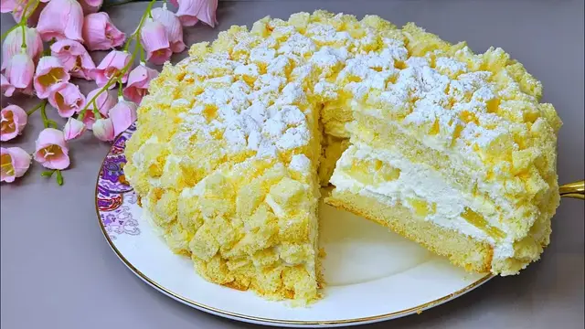 Очень вкусный бисквитный торт