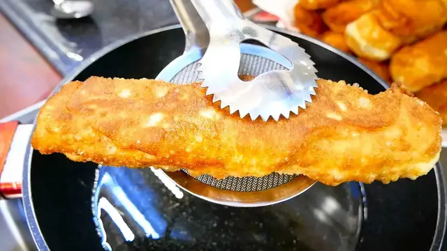 Жаренные пирожки с капустой