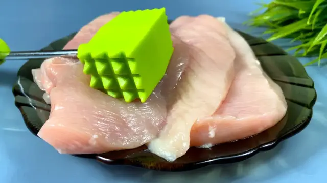 Куриная грудка в духовке