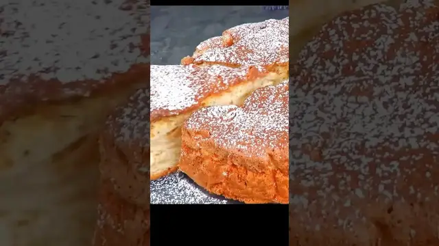 Пышная шарлотка с яблоками  