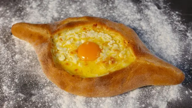 Хачапури по-аджарски