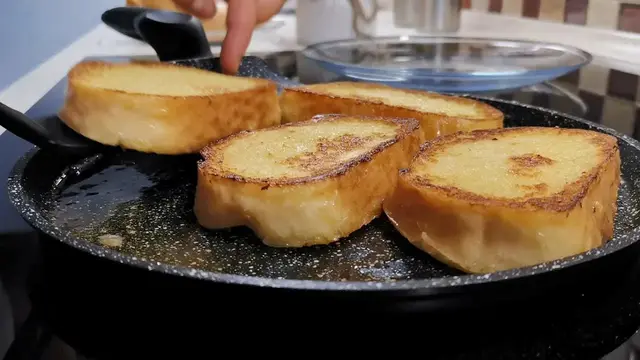 Вкусный завтрак из батона за 5 минут