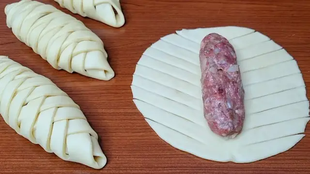Пуховые булочки с фаршем