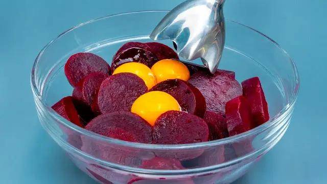 Вкусный десерт из свеклы