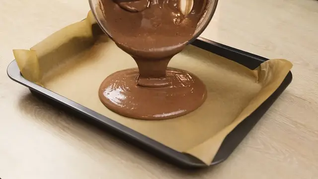 Шоколадный рулет с нежным кремом 