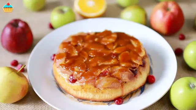 Яблочный пирог с карамелью 