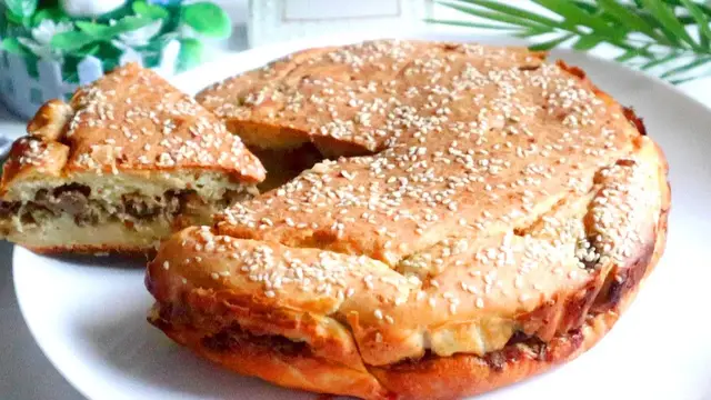 Невероятно вкусный пирог с капустой